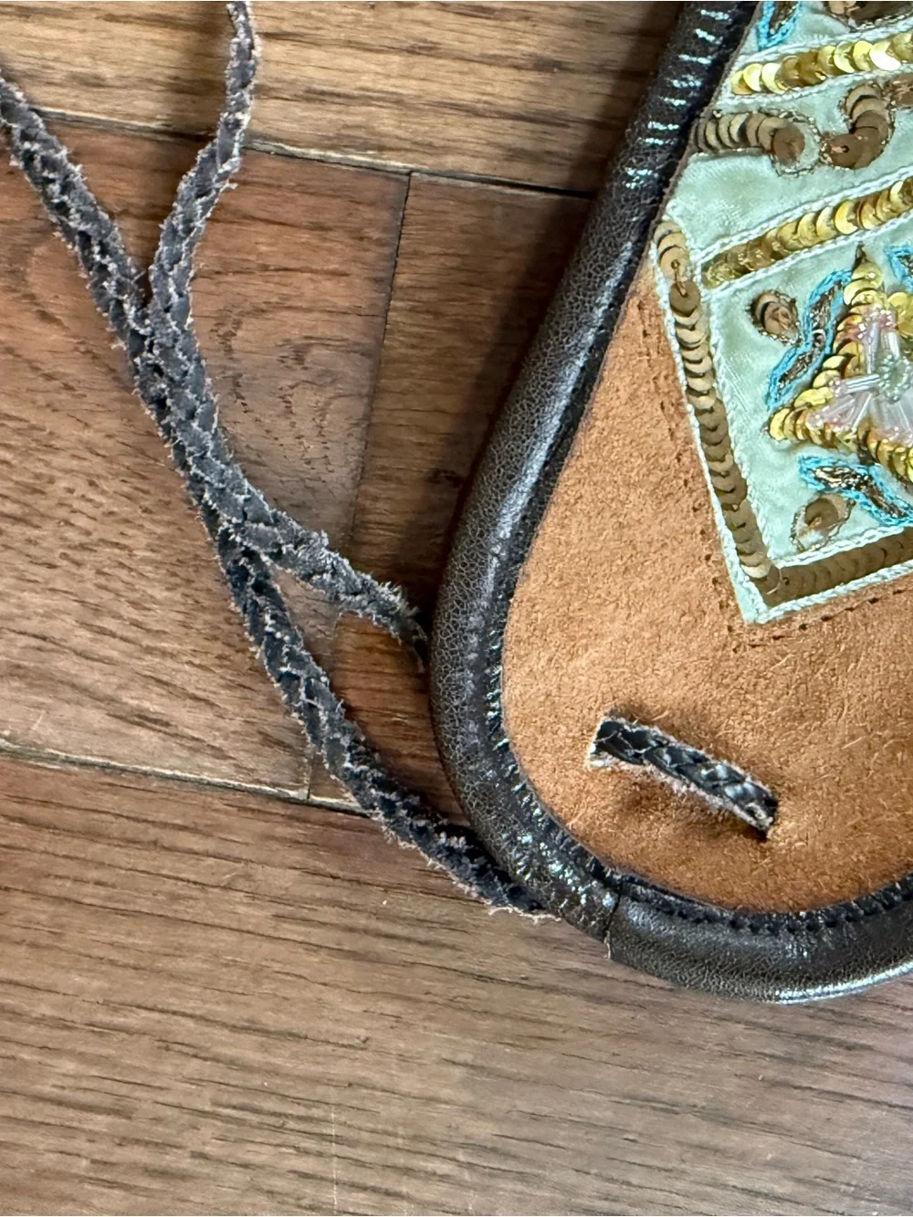 Vintage Abercrombie & Fitch Leather Embroidered Sequin Boho Belt Cream & Gold